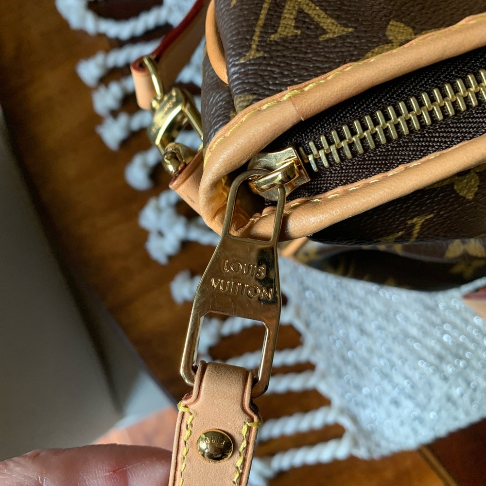 Authentic Louis Vuitton Estrella MM handbag - Picture 4 of 13